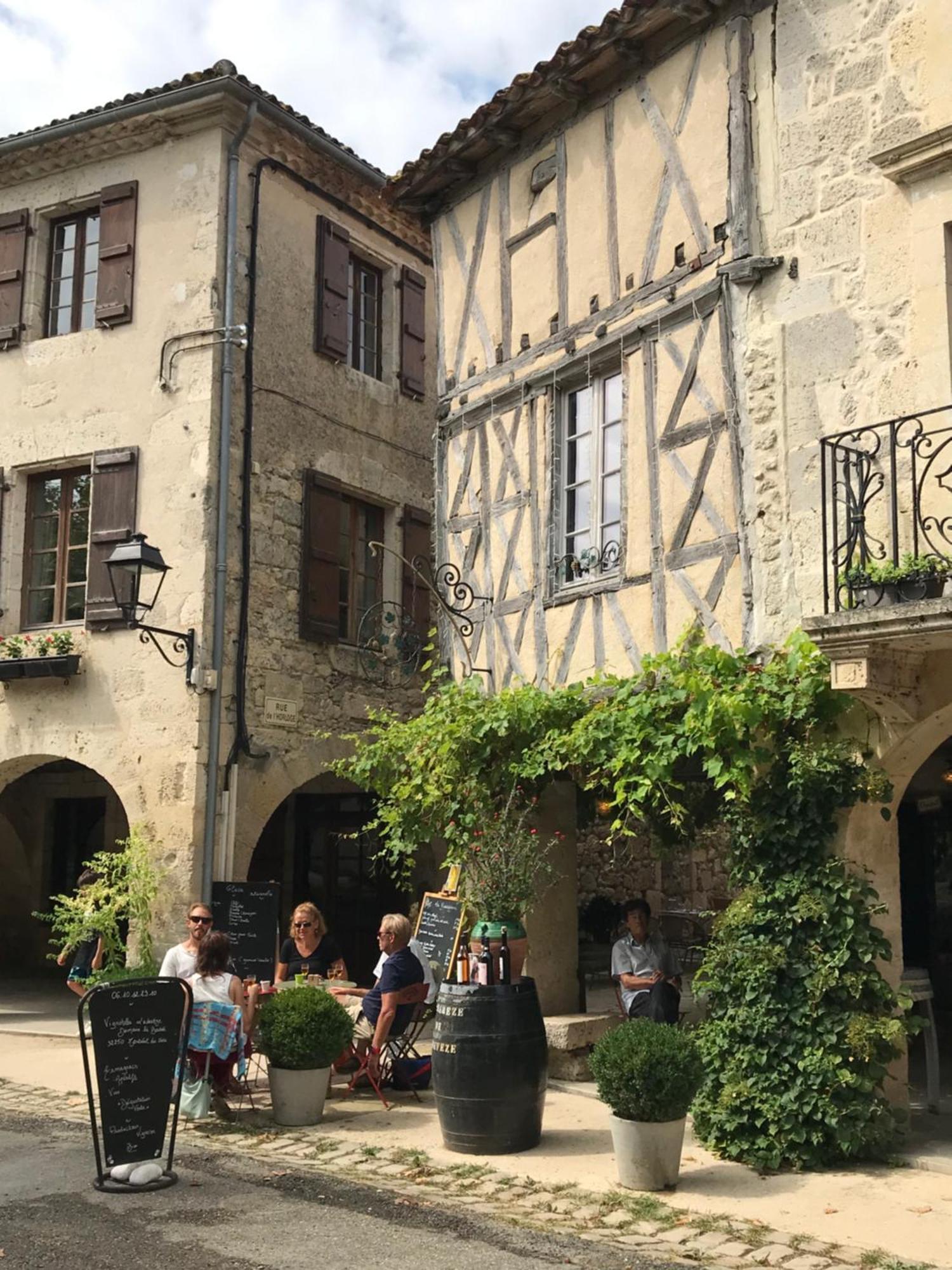 Maison La Cloche Fourcès エクステリア 写真